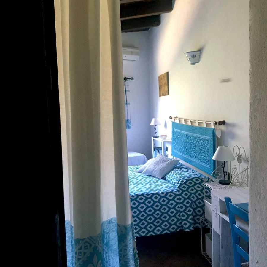 B&B La Tasgia Aggius エクステリア 写真